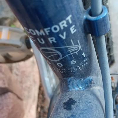 NICE! Rosario K2 adesa CR Mountain bike with Spinner aluminum frame Just in time for back to school!