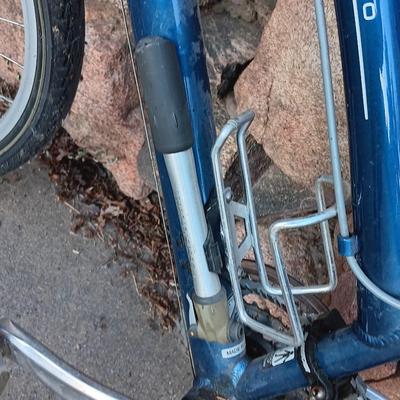 NICE! Rosario K2 adesa CR Mountain bike with Spinner aluminum frame Just in time for back to school!