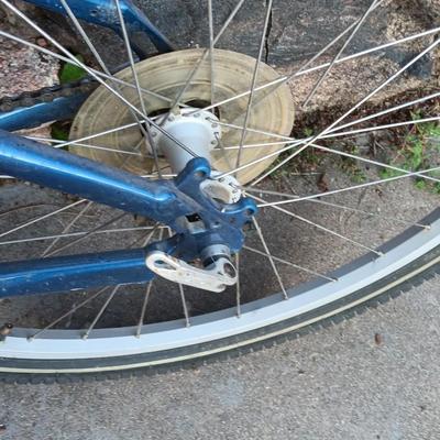 NICE! Rosario K2 adesa CR Mountain bike with Spinner aluminum frame Just in time for back to school!