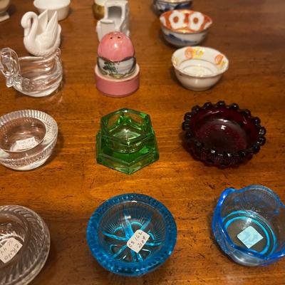 Lot of 24 Salts