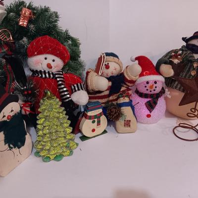 Snowman collection Christmas cheer! With color changing Snowman