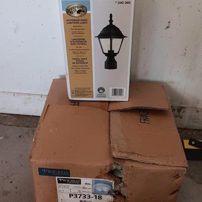 New Hampton Bay Exterior post Lantern Light and a inside globe light