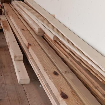 Nice usable dimensional lumber and privacy fence pickets