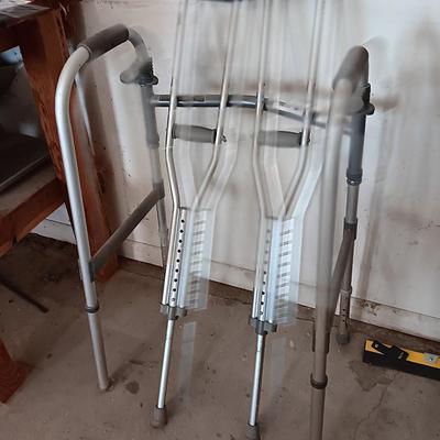 Pair of crutches 4'6" - 5'2" with a folding mobility walker