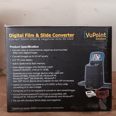 VuPoint Solutions Digital Film & Slide Converter Convert 35mm slides & negative onto SD card