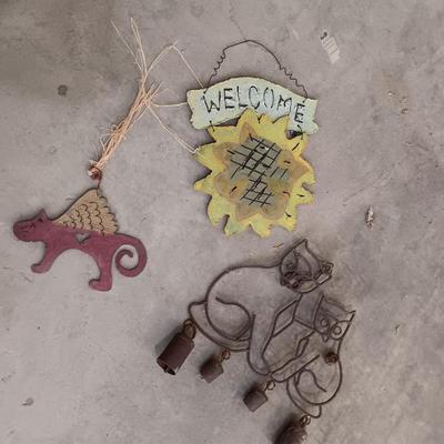 Yard / Garden chimes and signs