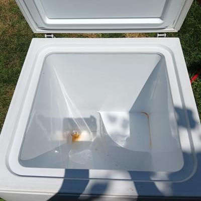 Wood's Small chest freezer in working condition. Model C05NAA