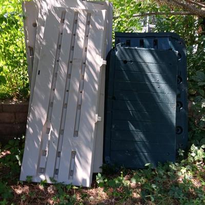 Rubbermaid Large Vertical Storage Shed