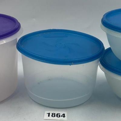 Plastic containers