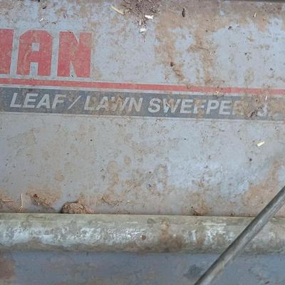 Craftsman Leaf / Lawn Sweeper 32"
