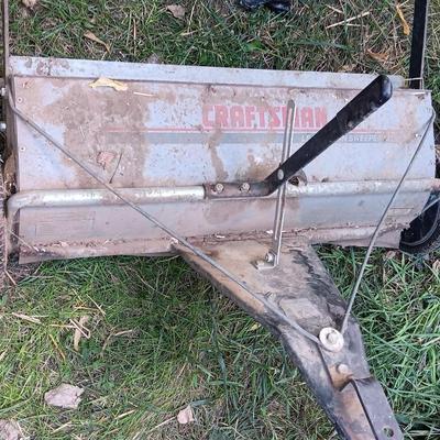 Craftsman Leaf / Lawn Sweeper 32"