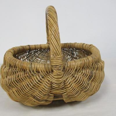 Wicker Buttocks Design Basket