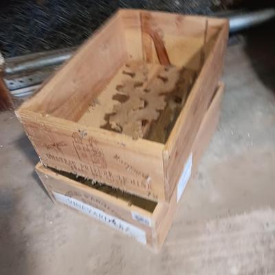 Two wooden wine crates Chateau L' Enclos 85' and Pichon 1993