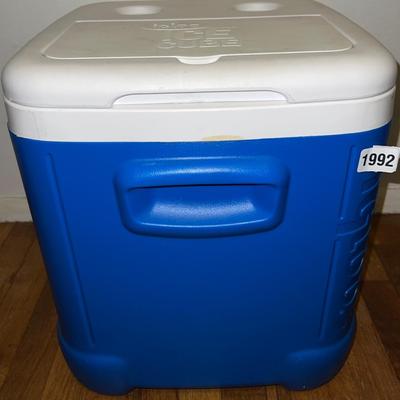 Igloo cooler