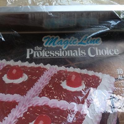 New Magic line Professionals choice 10x15 Aluminum cake pan - Zenker 7" Pan and large round cake pan
