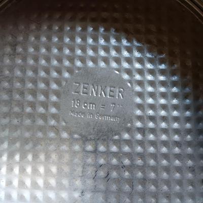 New Magic line Professionals choice 10x15 Aluminum cake pan - Zenker 7" Pan and large round cake pan