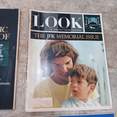 Look magazines The death of a president - Flight from Dallas - JFK Memorial - My brother Lyndon