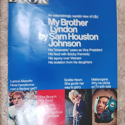 Look magazines The death of a president - Flight from Dallas - JFK Memorial - My brother Lyndon