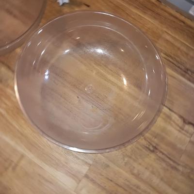 Special event - catering Large plastic serving bowls, matching vases, and candle dishes