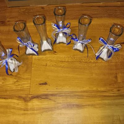 Special event - catering Large plastic serving bowls, matching vases, and candle dishes