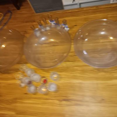 Special event - catering Large plastic serving bowls, matching vases, and candle dishes