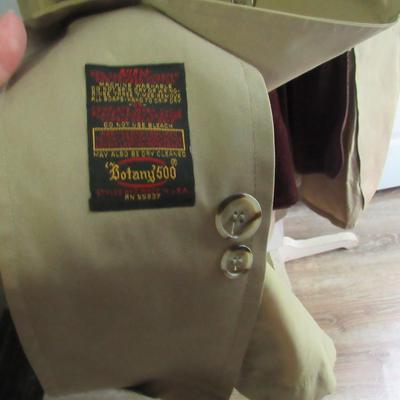 Lot 87: Vintage 1960s Men's 46 Long Trench Coat, Botanny 500, Nice Shape