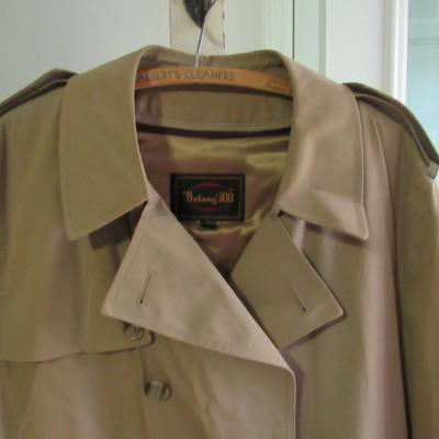 Lot 87: Vintage 1960s Men's 46 Long Trench Coat, Botanny 500, Nice Shape