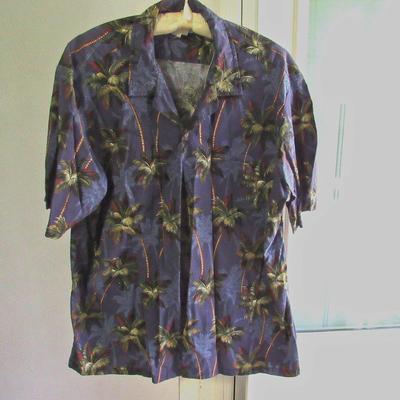 Lot 88: Vintage Men's Hawaiian Button Down Shirt, 3 XL, 100% Cotton
