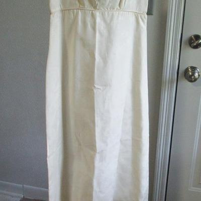 Lot 102: Vintage Ladies Evening Gown, Rhinestone Neckline