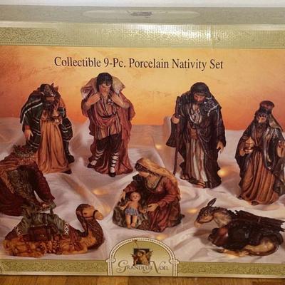 Collectible 9 Piece Nativity Set