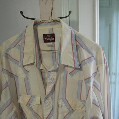 Lot 105: Vintage Men's Wrangler Snap Down Shirt, 18, 18 1/2, XXL