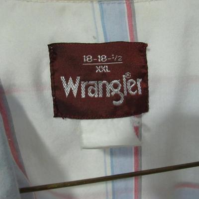 Lot 105: Vintage Men's Wrangler Snap Down Shirt, 18, 18 1/2, XXL