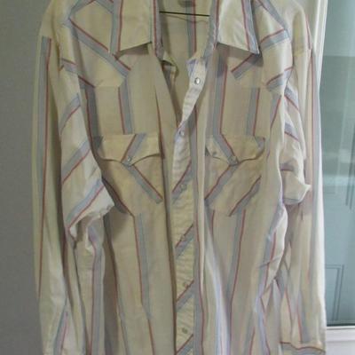 Lot 105: Vintage Men's Wrangler Snap Down Shirt, 18, 18 1/2, XXL