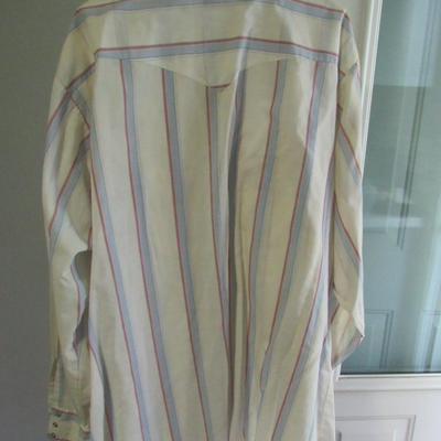 Lot 105: Vintage Men's Wrangler Snap Down Shirt, 18, 18 1/2, XXL