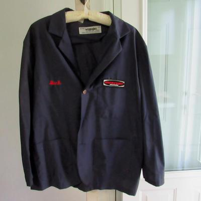 Lot 109:  Vintage 1970s Mercury Marine Men's Lightweight Jacket, Wrangler, 46-RG