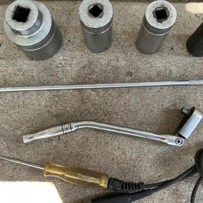 SNAP-ON SOCKETS, RATCHET AND MORE