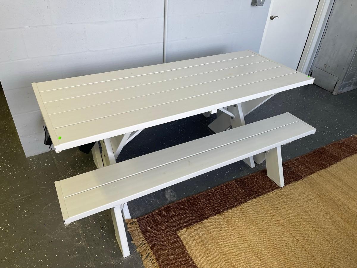 Quality PVC picnic table 6' w/ benches