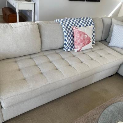 Contemporary sofa couch sectional CLEAN!!