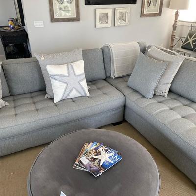 Sofa Couch sectional CLEAN!!