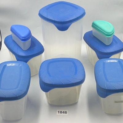 Rubbermaid Serving Containers