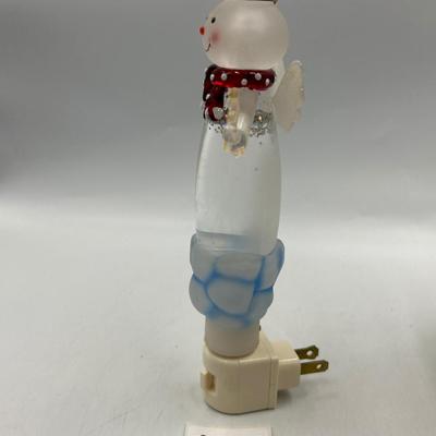 Assorted Christmas dÃ©cor