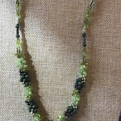 Green Glass Beaded Necklace
