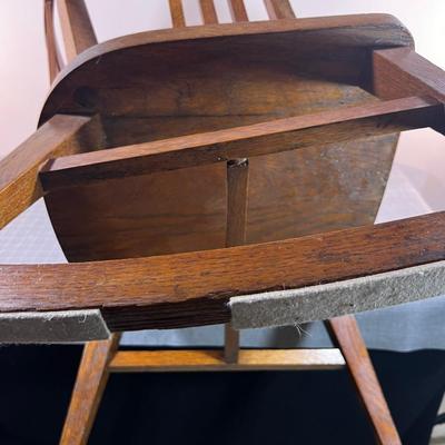 Antique Oak Rocking Chair. 