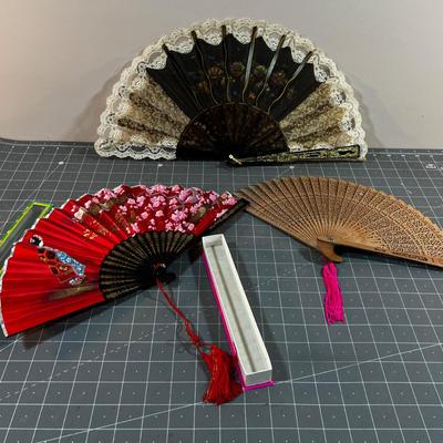 Collectible Fans from around the World