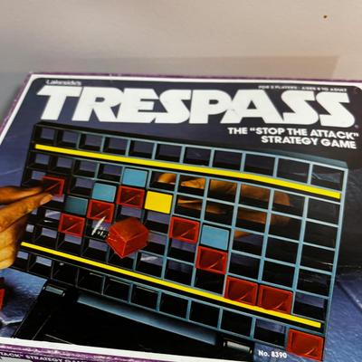 Vintage Timeless Classic Board Games (10 ish boxes) 