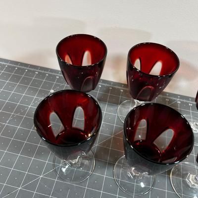 FRANCE: 6 Red Wine Glasses