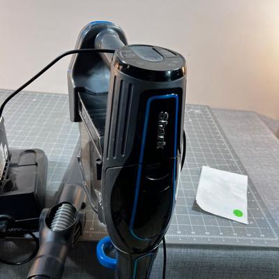 Shark Ion Vacuum Cleaner 