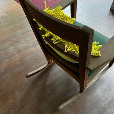 Small Rocker Arts & Craft: Chartreuse Pillow included. 