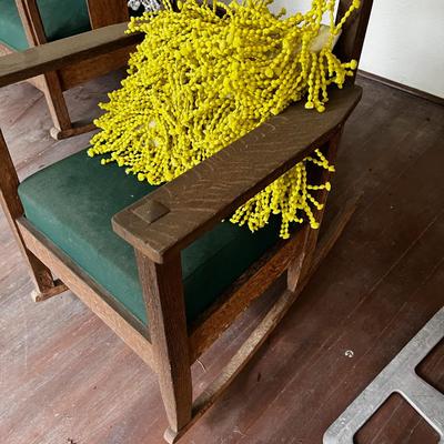 Small Rocker Arts & Craft: Chartreuse Pillow included. 