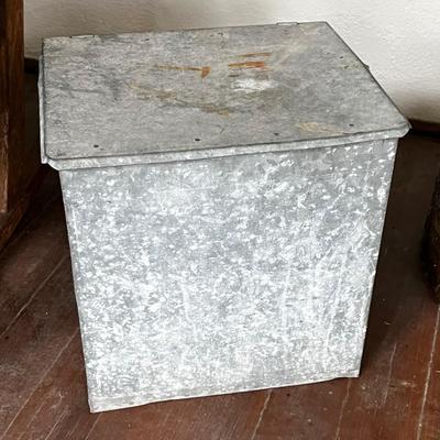 Galvanized Milk Box Original 